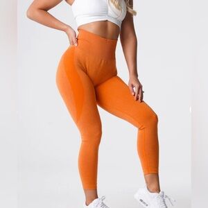 NVGTN‎ ORANGE SEAMLESS Leggings Small